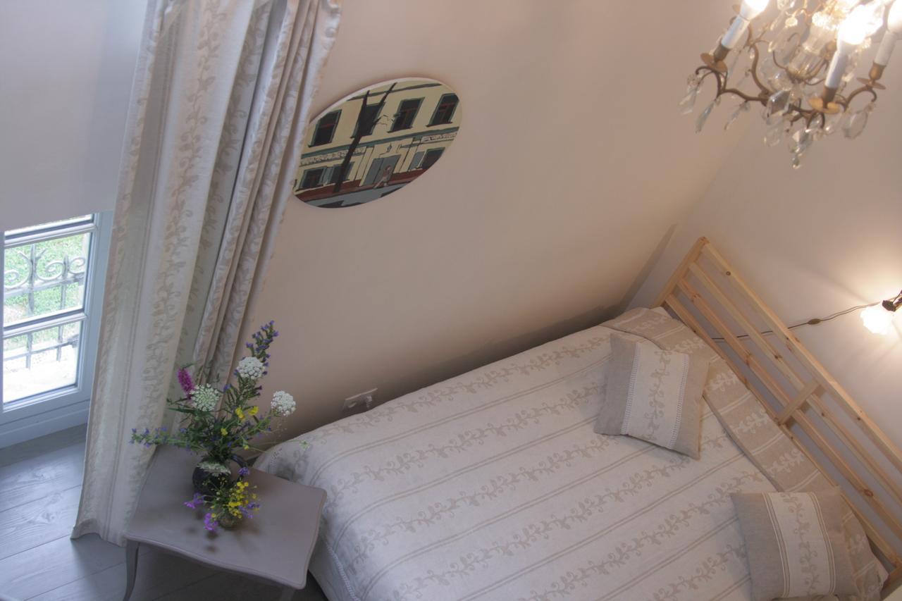 Domaine Des Douves Bed & Breakfast Ancy-le-Franc Exterior foto