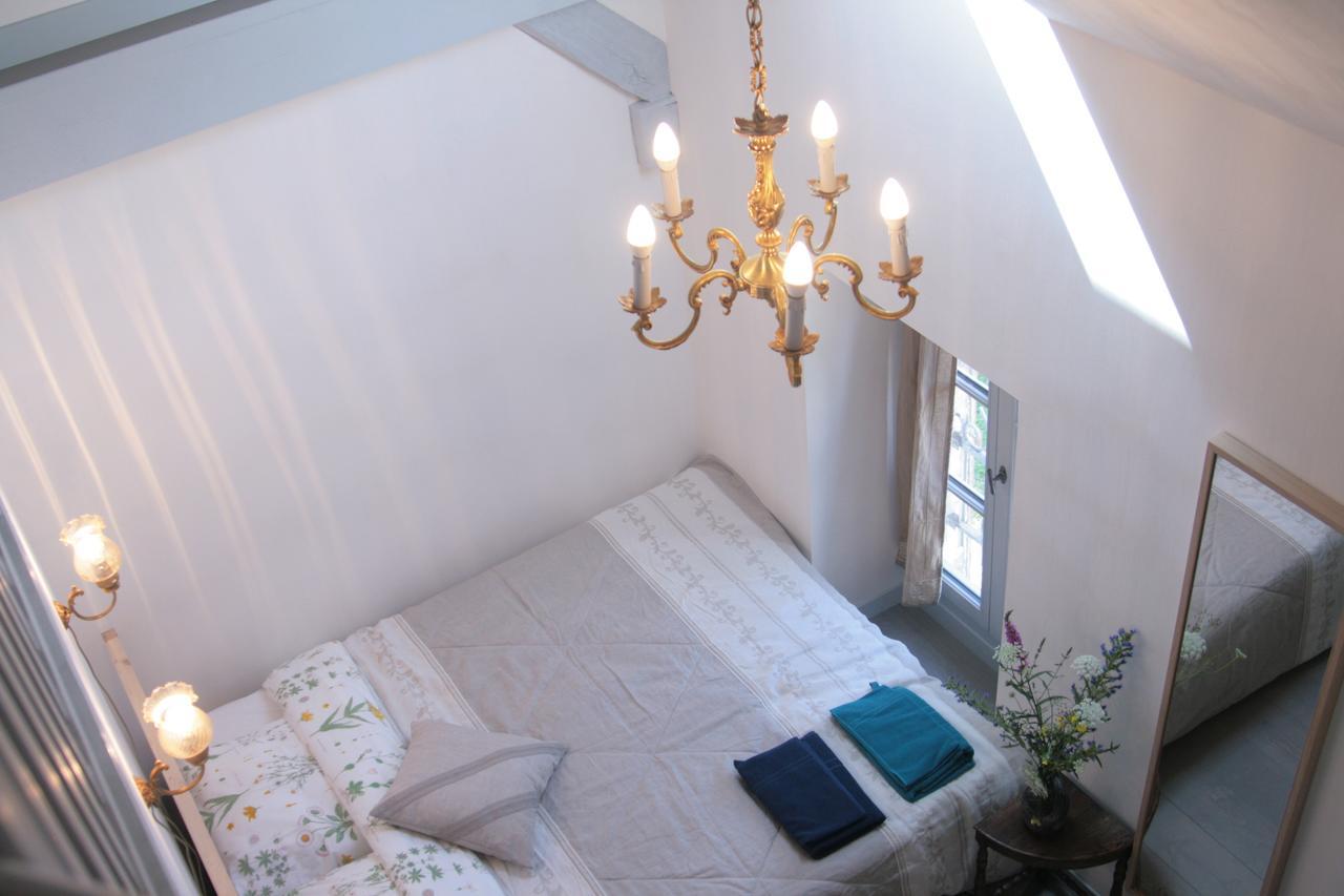 Domaine Des Douves Bed & Breakfast Ancy-le-Franc Exterior foto