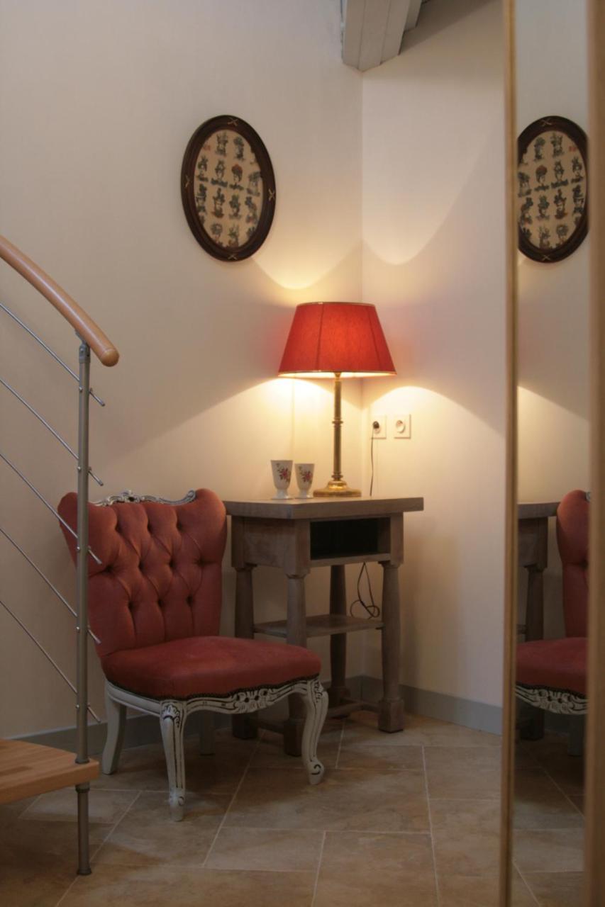 Domaine Des Douves Bed & Breakfast Ancy-le-Franc Exterior foto